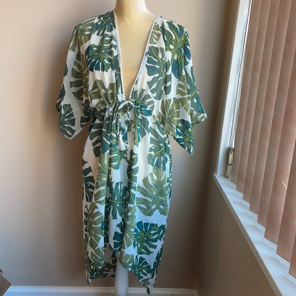 Club Z Collection Wimens Green Tropical SWim Beach Cover up Leaves Sz XL - Picture 5 of 6